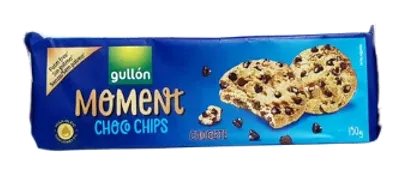 Gullon Moment Choco Chips Chocolate Biscuit by Gullón product pack, background removed