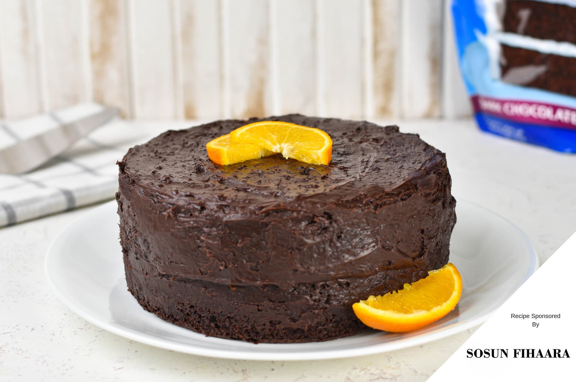 Dark Chocolate Orange Cake — photograph by lonumedhu.com