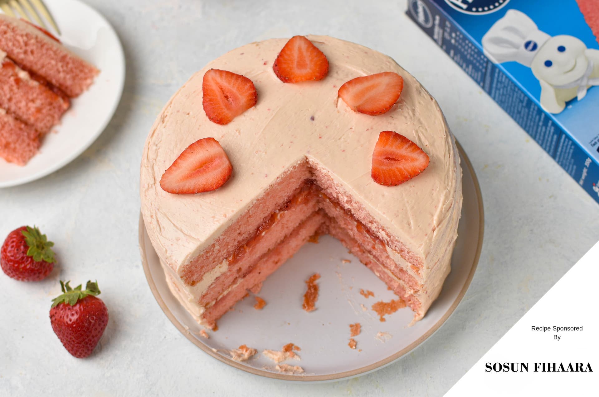 Strawberry Layer Cake — photograph by lonumedhu.com